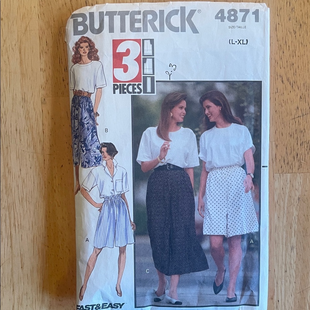 Butter Women's Navy and White A-Line Skirt Patterns